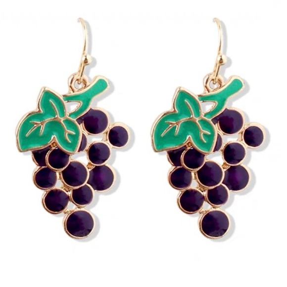 ❤️Seller’s Pick❤️ ❣️$25/3❣️ Enamel Grapes Dangle Earrings - Picture 3 of 8